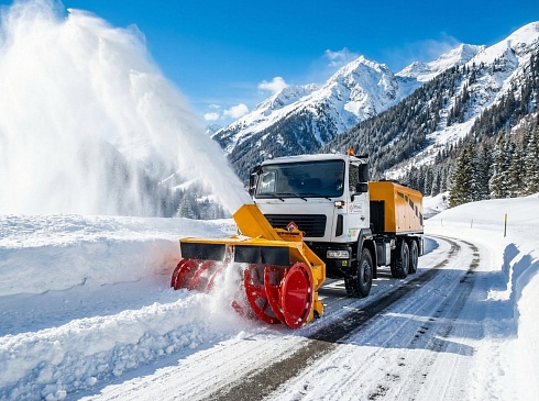 Фрезерно-роторный снегоочиститель SB 500 - SBE 300 на шасси МАЗ 6х6