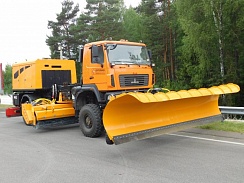 Машина дорожная комбинированная RS 420